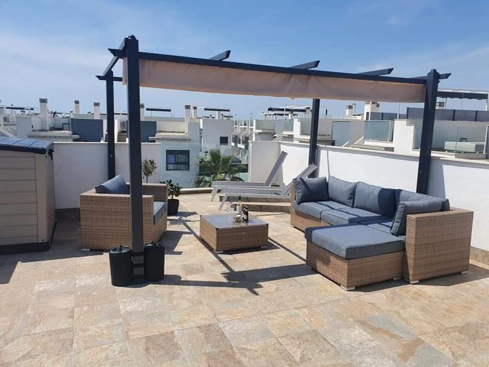 Casa Lela Met Dakterras Lejlighed Pilar de la Horadada Eksteriør billede